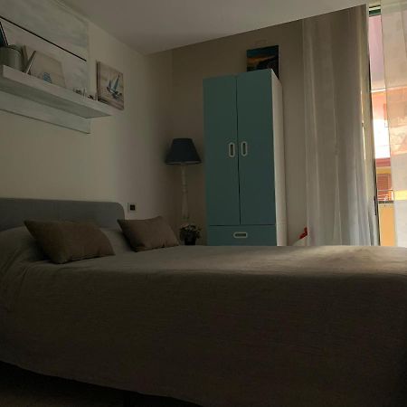 Appartement La Casa Di Hoby à Naples Extérieur photo