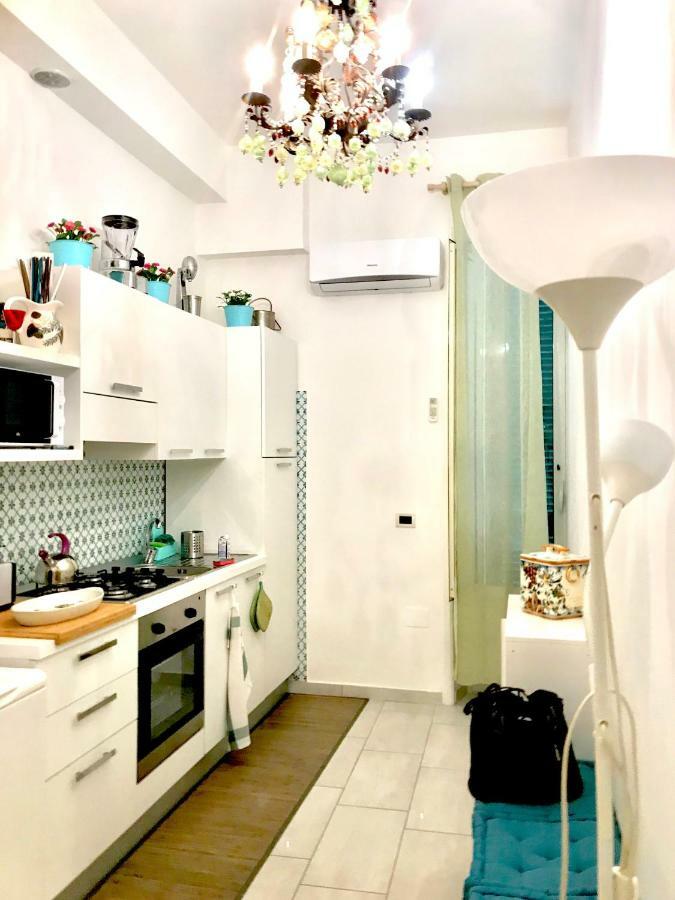 Appartement La Casa Di Hoby à Naples Extérieur photo